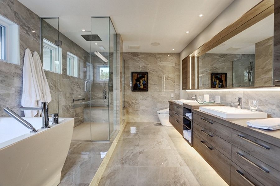 Quel budget prévoir pour une salle de bain ?