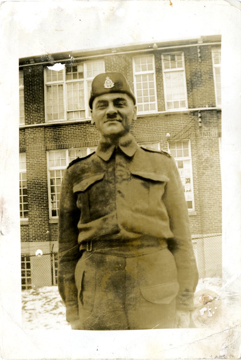 BANQ - Soldat Alfred Desrochers 1942