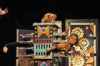 Spectacle Fantaisie Shrine au th��tre Granada.