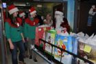 Distribution de jouets de la fondation Bertrand Fabi au CHUS.