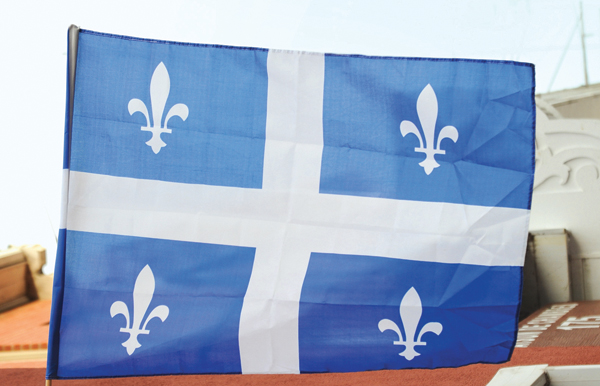 Le Journal Saint-François  Le 21 janvier, on célèbre le drapeau du Québec