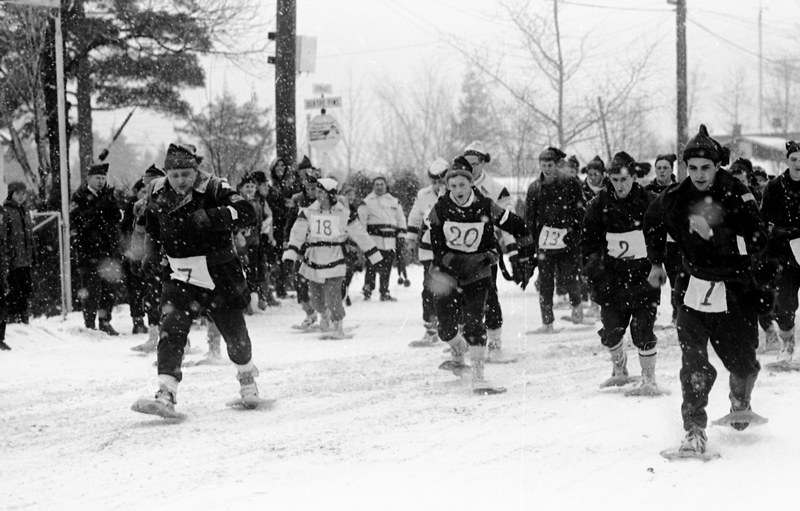 Une image contenant plein air, neige, personne, arbreDescription générée automatiquement