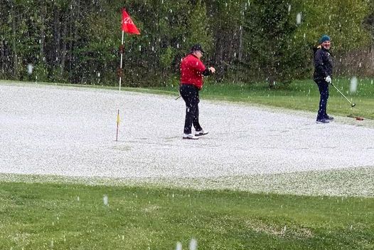 Golf sous la neige 17 mai 2023