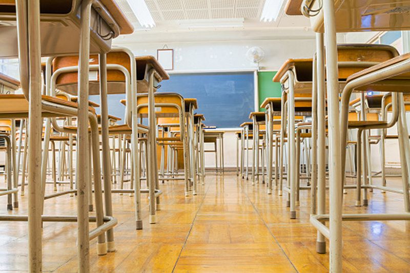 Des méfaits ont été causés à l'école Carillon de Sherbrooke ...
