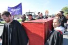 Manifestation et marche fun�bre - Sherbrooke