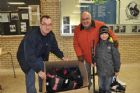 Cueillette d'�quipement de hockey - palais des sports