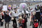 Conf�rence et manifestation - Budget provincial 2010 - Sherbrooke